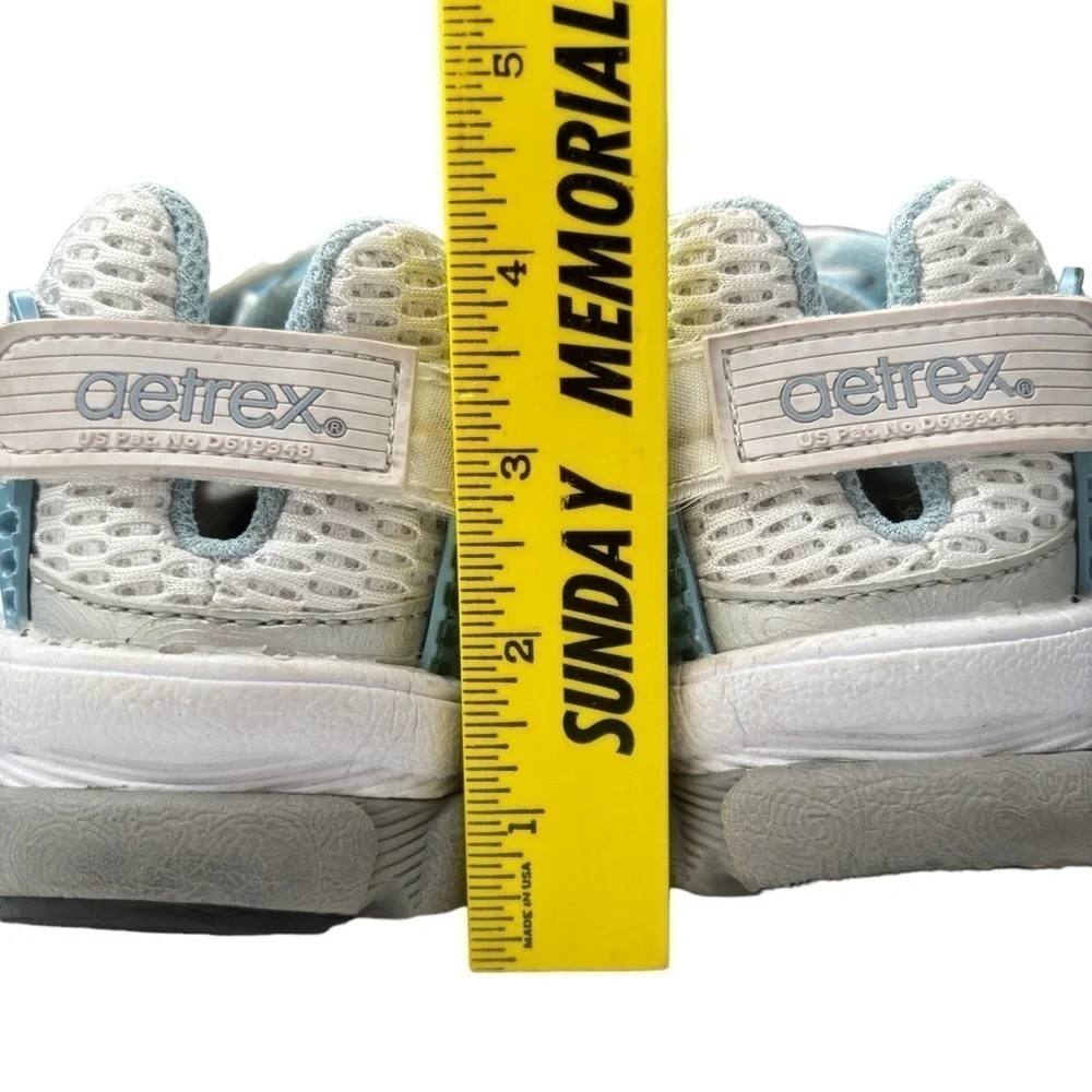 Aetrex Womens Athletic Shoe White Q562 Lace Up Sz 8.5 Sneaker Adjustable Fit EUC